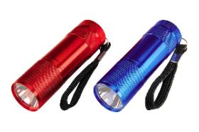 Defiant 300 Lumen Flashlight (Each)
